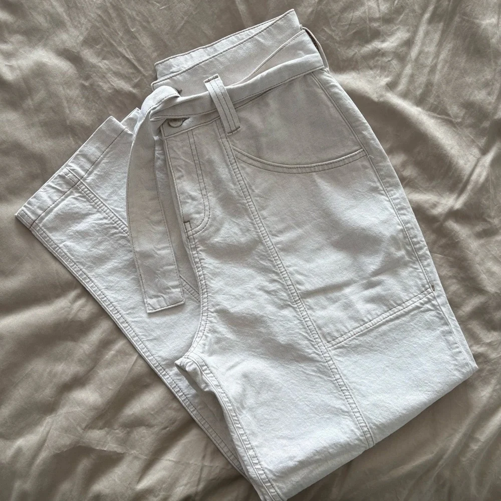 Reiss Chantelle Mid Rise Tapered Belted Jeans‎ In Ecru Size 30 NWOT